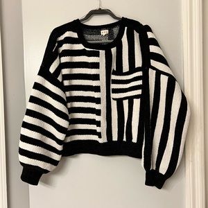 POL Black and White Striped Sweater OVERSIZED